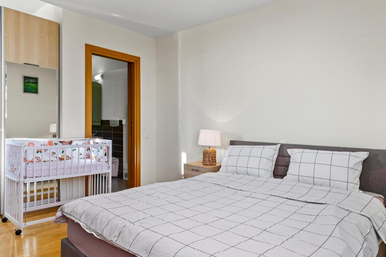 125 Sqm Family Friendly With Kids Room 부쿠레슈티 외부 사진