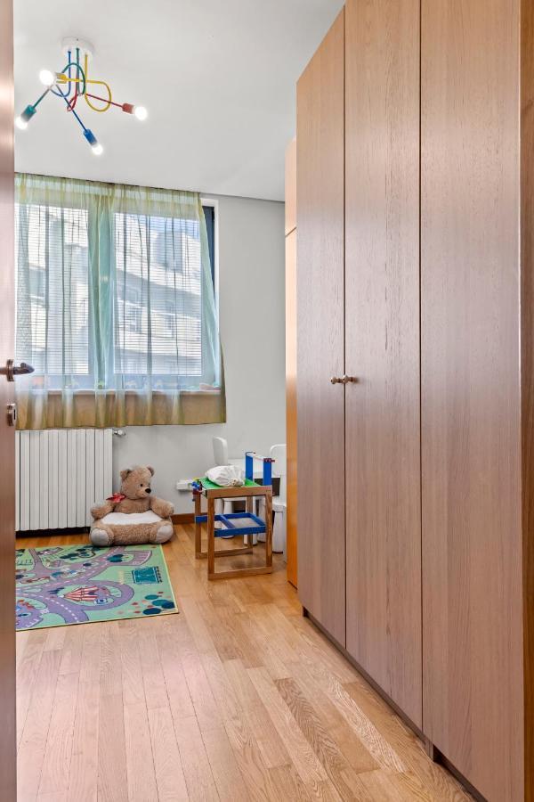 125 Sqm Family Friendly With Kids Room 부쿠레슈티 외부 사진