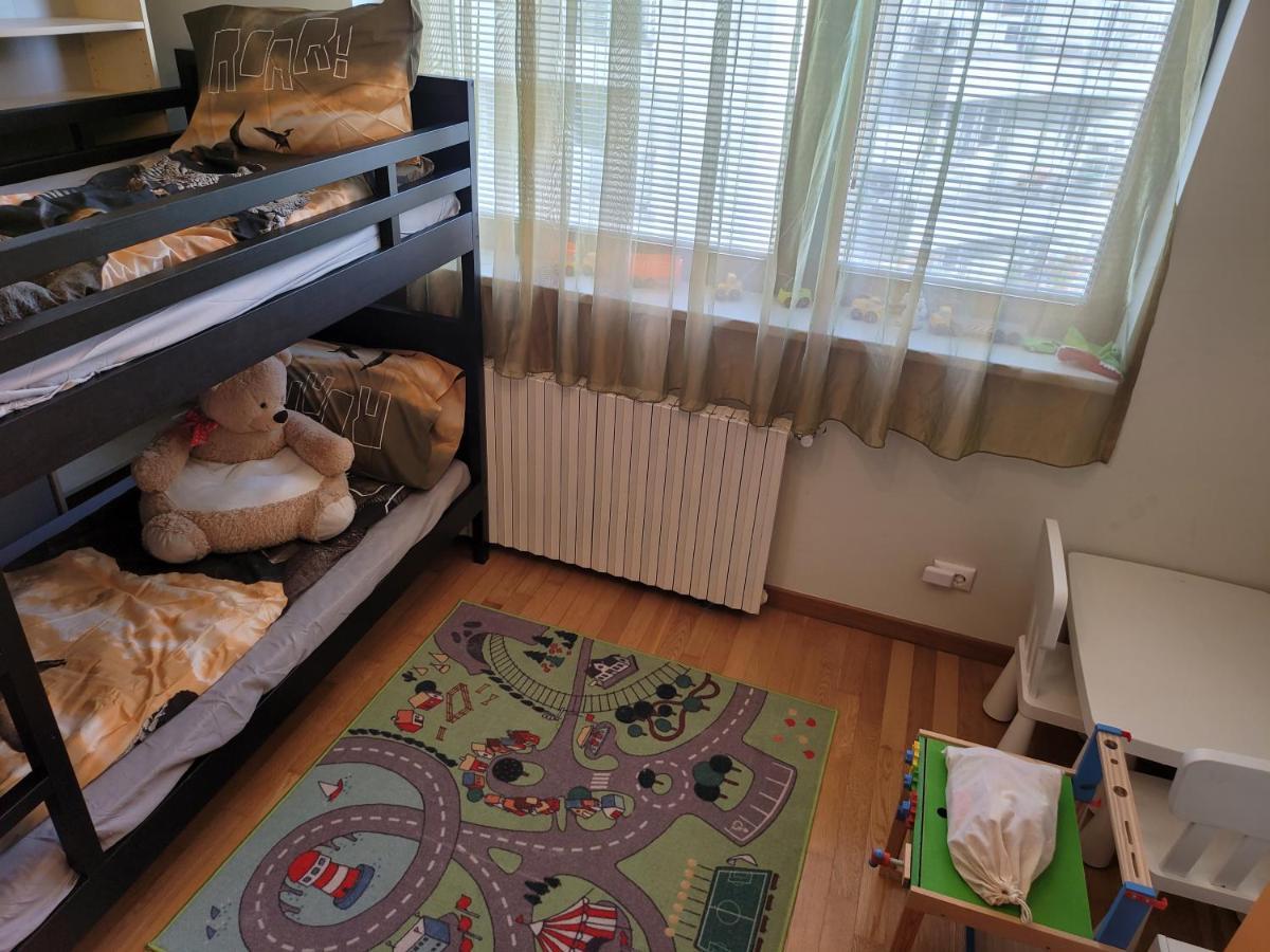 125 Sqm Family Friendly With Kids Room 부쿠레슈티 외부 사진