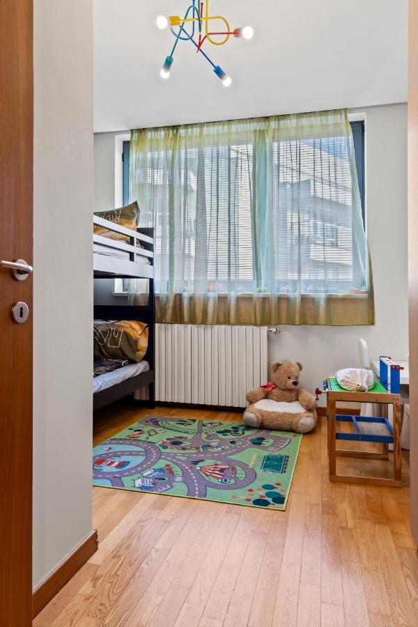 125 Sqm Family Friendly With Kids Room 부쿠레슈티 외부 사진