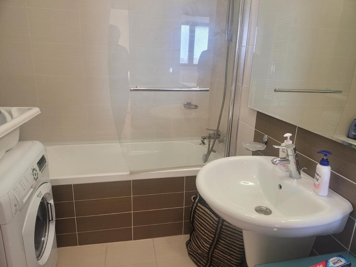 125 Sqm Family Friendly With Kids Room 부쿠레슈티 외부 사진