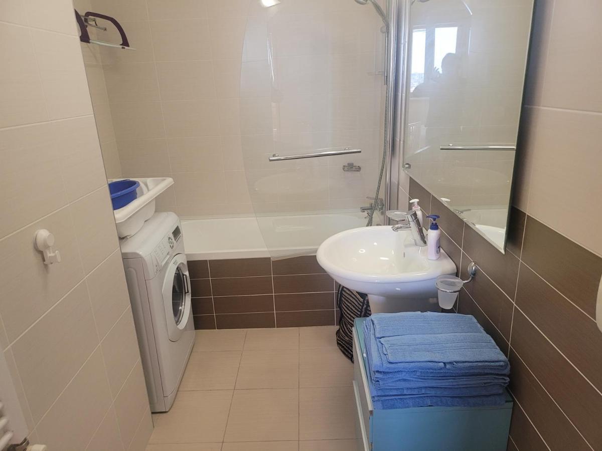 125 Sqm Family Friendly With Kids Room 부쿠레슈티 외부 사진
