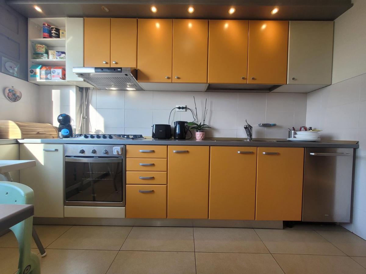125 Sqm Family Friendly With Kids Room 부쿠레슈티 외부 사진